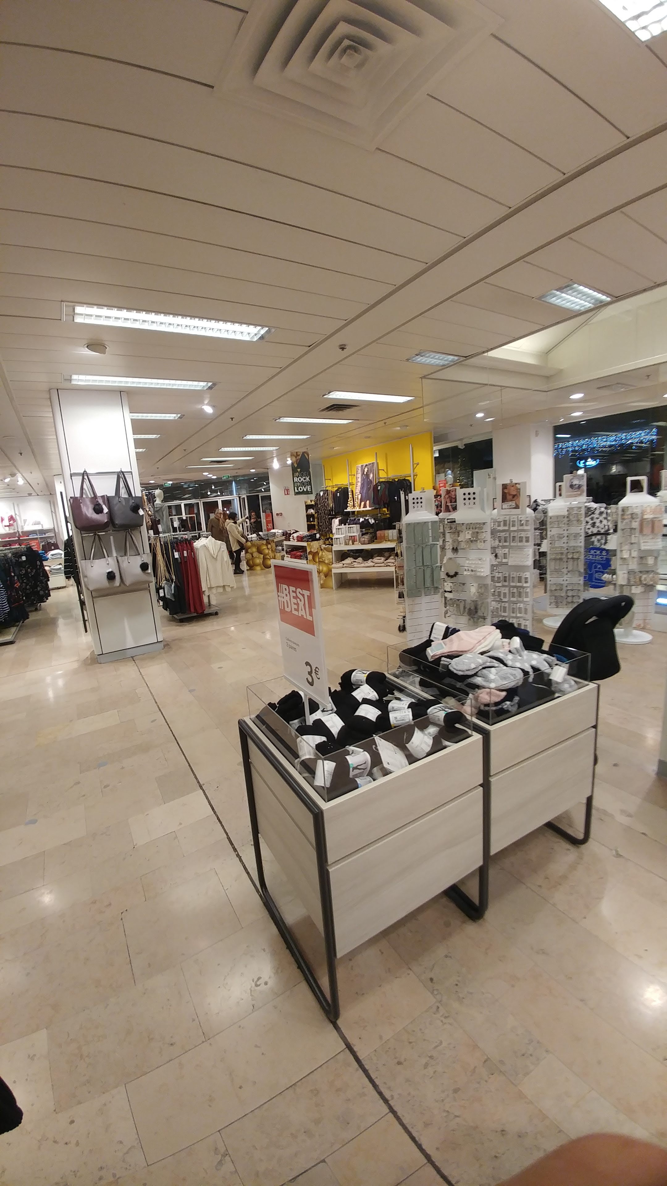 Photo n° 1 de l'avis de Alex. fait le 24/12/2018 à 01:55