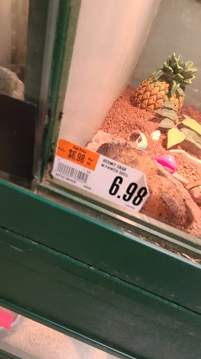 Pet Supply Store «Pet Supplies Plus», reviews and photos, 1816 S Stephenson Ave, Iron Mountain, MI 49801, USA