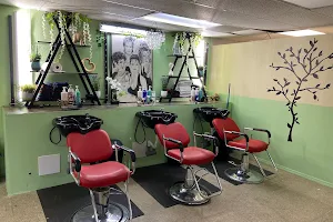 Gorgeous Hair & Nail salon / Cats barber shop image