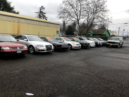 Used Car Dealer «JZ AUTO SALES», reviews and photos, 5220 SE Foster Rd, Portland, OR 97206, USA