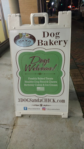 Pet Supply Store «3 Dogs and a Chick», reviews and photos, 130 Miracle Strip Pkwy SE, Fort Walton Beach, FL 32548, USA