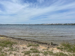 Plage de Rognac'in fotoğrafı - rahatlamayı sevenler arasında popüler bir yer