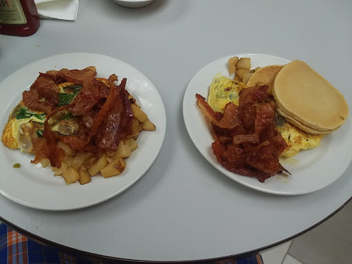 Hotel «Embassy Suites by Hilton Jacksonville Baymeadows», reviews and photos, 9300 Baymeadows Rd, Jacksonville, FL 32256, USA