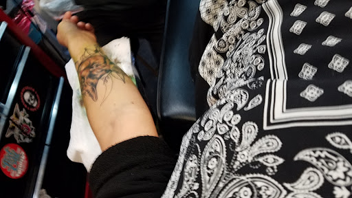 Tattoo Shop «Euphoria Tattoos», reviews and photos, 514 W Gaines St, Tallahassee, FL 32310, USA