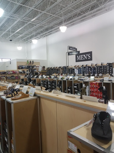 Shoe Store «DSW Designer Shoe Warehouse», reviews and photos, 56 Quarry Rd, Downingtown, PA 19335, USA