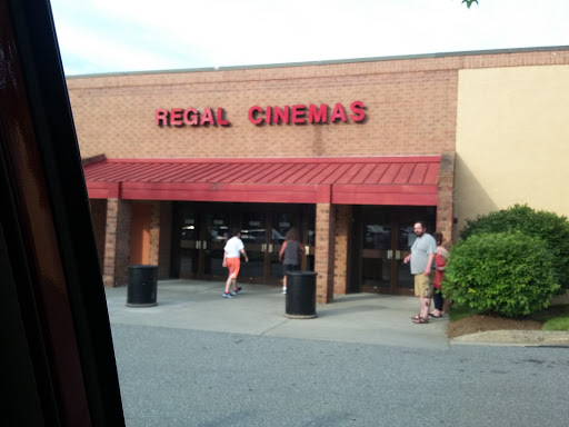 Movie Theater «Regal Cinemas Boone 7», reviews and photos, 210 New Market Centre, Boone, NC 28607, USA