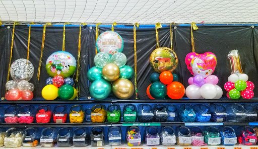 Party Store «Nobbies Party Superstore», reviews and photos, 9999 University Ave, Clive, IA 50325, USA