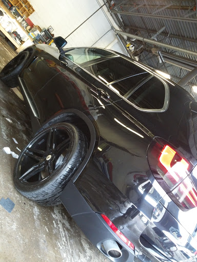 Car Dealer «North End Motors», reviews and photos, 390 Turnpike St, Canton, MA 02021, USA