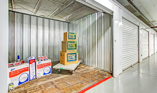 Self-Storage Facility «Metro Self Storage», reviews and photos, 1800 Busse Hwy, Des Plaines, IL 60016, USA