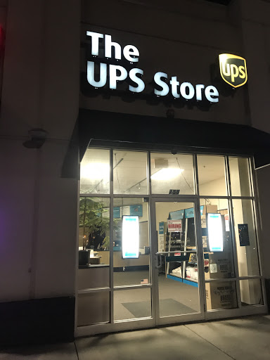 Shipping and Mailing Service «The UPS Store», reviews and photos, 258 N West End Blvd, Quakertown, PA 18951, USA