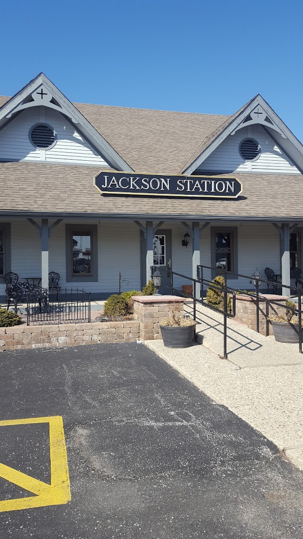 Jackson Station Hair Styling