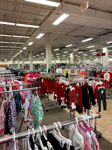 Clothing Store «Burlington Coat Factory», reviews and photos, 24 Wayne Hills Mall, Wayne, NJ 07470, USA