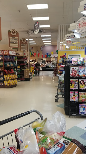 Grocery Store «Super Foodtown of Lake Hiawatha», reviews and photos, 435 N Beverwyck Rd, Lake Hiawatha, NJ 07034, USA