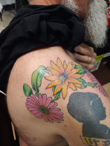 Tattoo Shop «Southside Tattoo», reviews and photos, 1313 S Congress Ave, Austin, TX 78704, USA