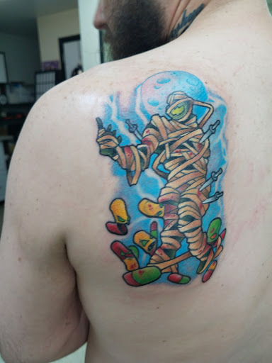 Tattoo Shop «Provenia Tattoo», reviews and photos, 3992 Penn Ave #1, Sinking Spring, PA 19608, USA