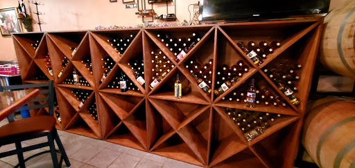 Winery «Fieldstone Winery & Hard Cider», reviews and photos, 223 S Main St, Rochester, MI 48307, USA