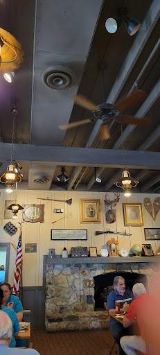 American Restaurant «Cracker Barrel Old Country Store», reviews and photos, 1134 Woodruff Rd, Greenville, SC 29607, USA