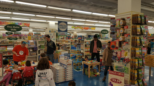 Educational Supply Store «Lakeshore Learning Store», reviews and photos, 969 Central Park Ave, Scarsdale, NY 10583, USA