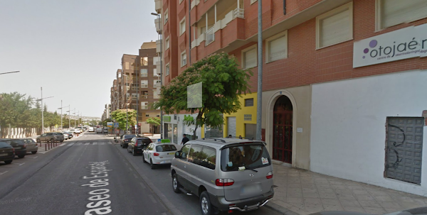 Dr. Ayala Zeitner, Alejandro