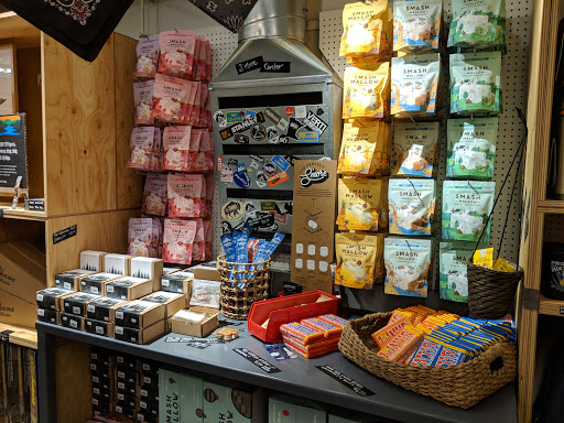 Camping Store «REI», reviews and photos, 750 American Blvd W, Bloomington, MN 55420, USA