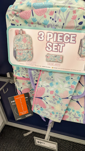 Office Supply Store «Staples», reviews and photos, 4940 O St, Lincoln, NE 68510, USA