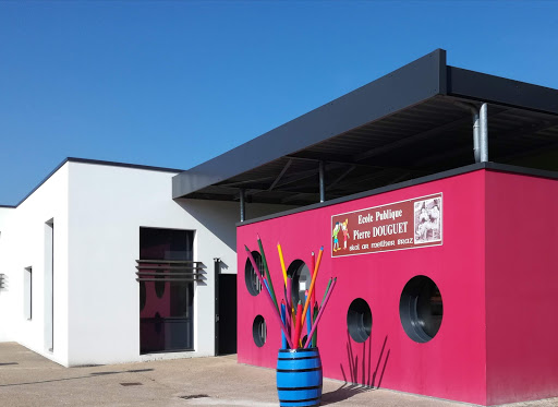 École publique Pierre Douguet - Labellisée Éco-École, E3d Et Ate à Dinéault, Finistère