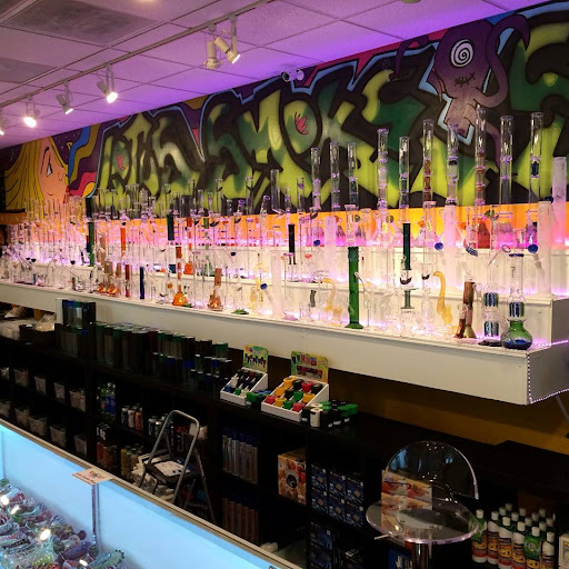 Tobacco Shop «Lotus Smoke Shop», reviews and photos, 4396 Tamiami Trail N, Naples, FL 34103, USA