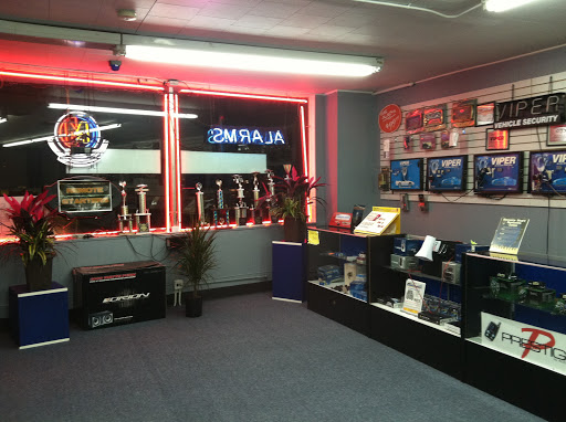 Car Stereo Store «Soundbytes Automotive Electronics,Inc», reviews and photos, 328 W N Ave, Northlake, IL 60164, USA