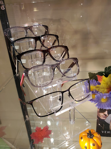 Eye Care Center «Optica Eye Center Associates», reviews and photos, 366 W Army Trail Rd, Bloomingdale, IL 60108, USA