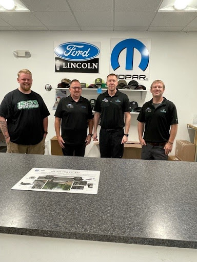 Car Dealer «McCubbin Motors», reviews and photos, 301 E Clifty Dr, Madison, IN 47250, USA