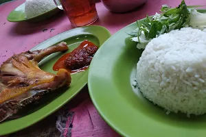 Ayam Bakar Chi-Lhi image