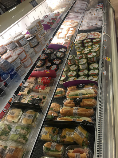 Grocery Store «Stop & Shop», reviews and photos, 240 E Sandford Blvd, Mt Vernon, NY 10550, USA