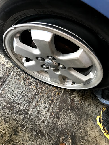 Car Repair and Maintenance «Pep Boys Auto Service & Tire», reviews and photos, 6492 Park Blvd N, Pinellas Park, FL 33781, USA