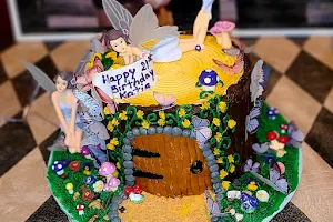 Nana's Bakery & Cakes image
