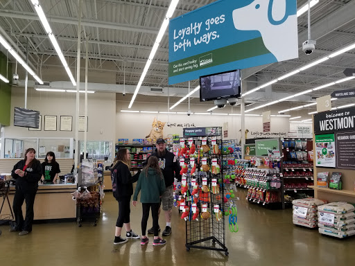 Pet Supply Store «Pet Supplies Plus», reviews and photos, 105 E Ogden Ave, Westmont, IL 60559, USA