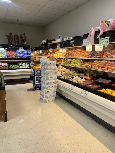 Grocery Store «R-N Market», reviews and photos, 6670 N Cedar Ave, Fresno, CA 93710, USA