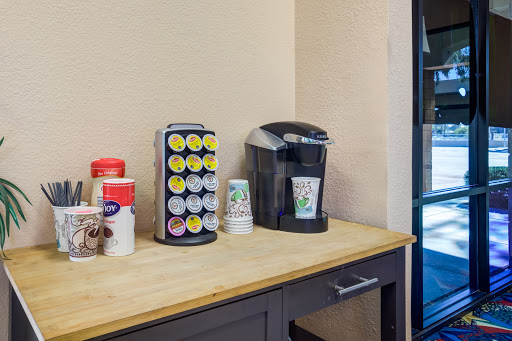 Auto Repair Shop «Honest 1 Auto Care Glendale», reviews and photos, 15420 N 59th Ave, Glendale, AZ 85306, USA