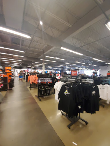Clothing Store «Nike Factory Store», reviews and photos, 29300 Hempstead Rd #501, Cypress, TX 77433, USA