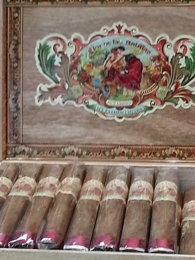 Hookah Bar «Brooklyn Smoke Shop Inc», reviews and photos, 198 Flatbush Ave, Brooklyn, NY 11217, USA