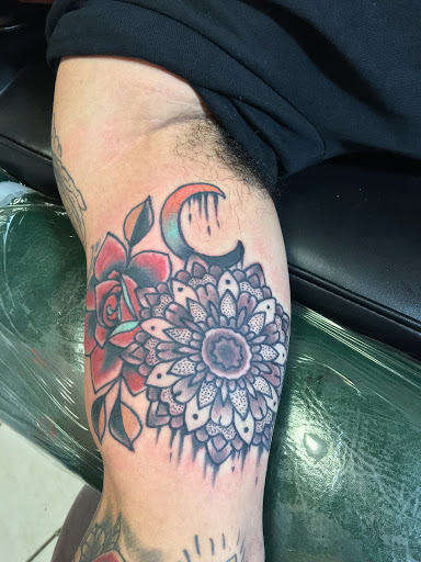 Explore 4 sister tattoo ideas, creative tattoo ideas in San Jose, available at Blue Rose Tattoo