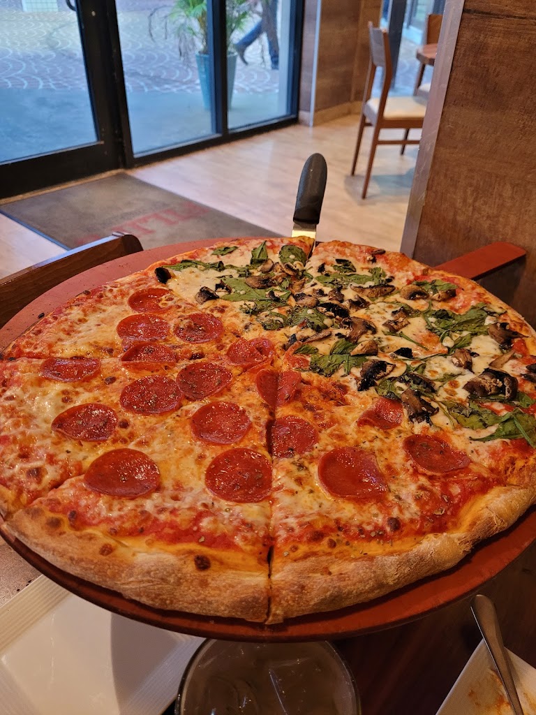 Filipe pizza pasta italian 33189