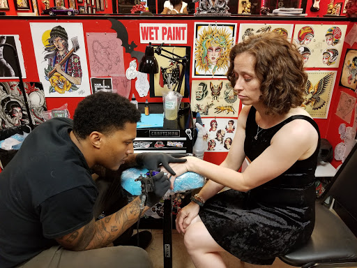 Tattoo Shop «Lucky Dice Tattoos Westgate», reviews and photos, 127 S Blackstock Rd, Spartanburg, SC 29301, USA