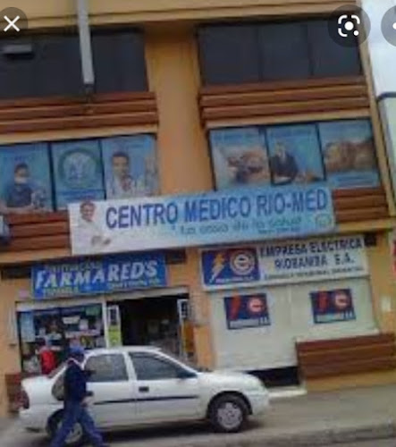 Opiniones de Centro médico RIOMED en Riobamba - Médico