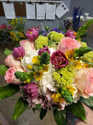 Florist «Stems Florist», reviews and photos, 210 St Francois St, Florissant, MO 63031, USA