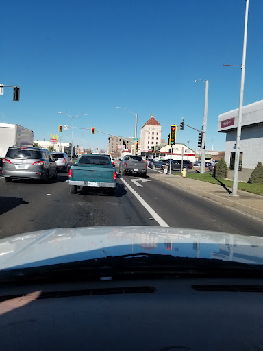 Oil Change Service «Jiffy Lube», reviews and photos, 229 E St, Marysville, CA 95901, USA