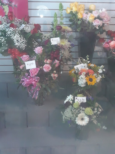 Florist «Corona Rose Flowers & Gifts», reviews and photos, 844 W 6th St, Corona, CA 92882, USA