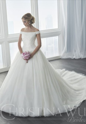 Bridal Shop «RockPort Bridals», reviews and photos, 13429 Detroit Ave, Lakewood, OH 44107, USA