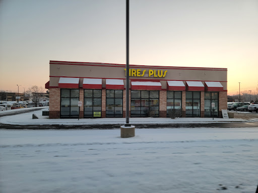 Tire Shop «Tires Plus», reviews and photos, 2730 Lincoln Dr, Roseville, MN 55113, USA