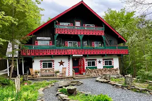 Grunberg Haus Inn & Cabins image