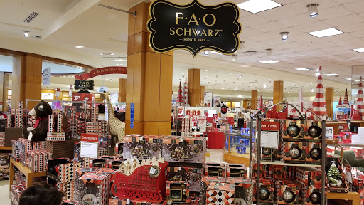 Shopping Mall «Triangle Town Center», reviews and photos, 5959 Triangle Town Blvd, Raleigh, NC 27616, USA